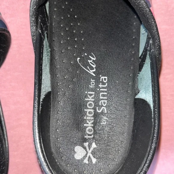 Tokidoki Paramour Kawaii CLOGS Koi by Sanita nursing shoes 38 HTF toki doki - Picture 4 of 6